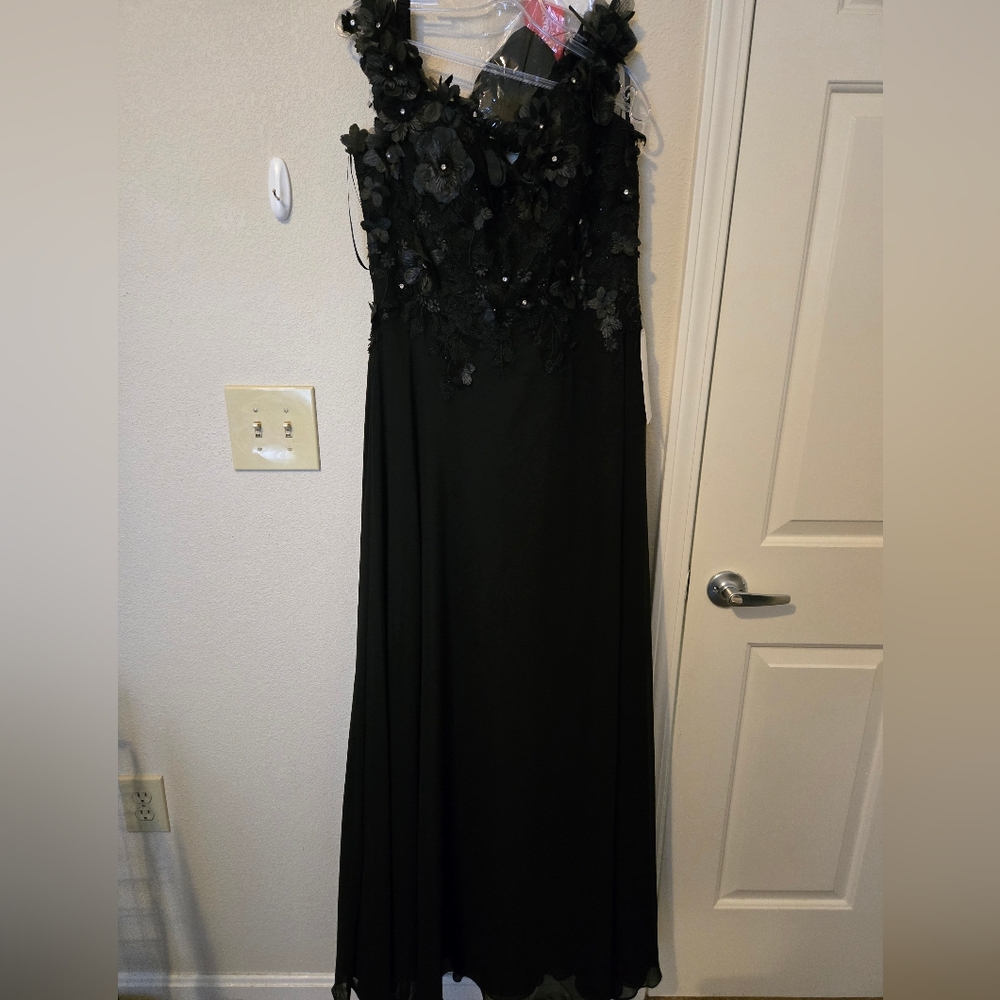 XL Black formal off the shoulder dress